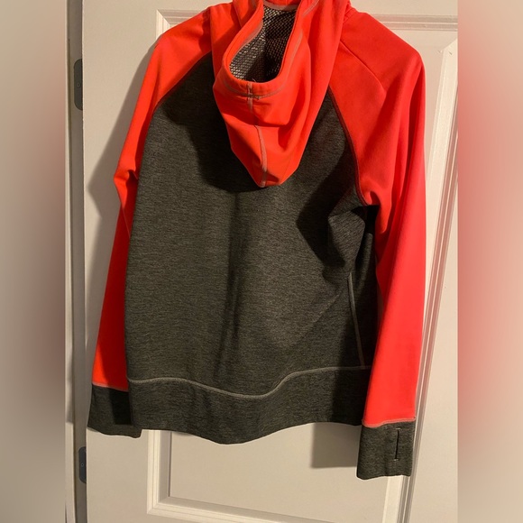 Nike Therma-Fit Womans Sweater - Picture 4 of 6